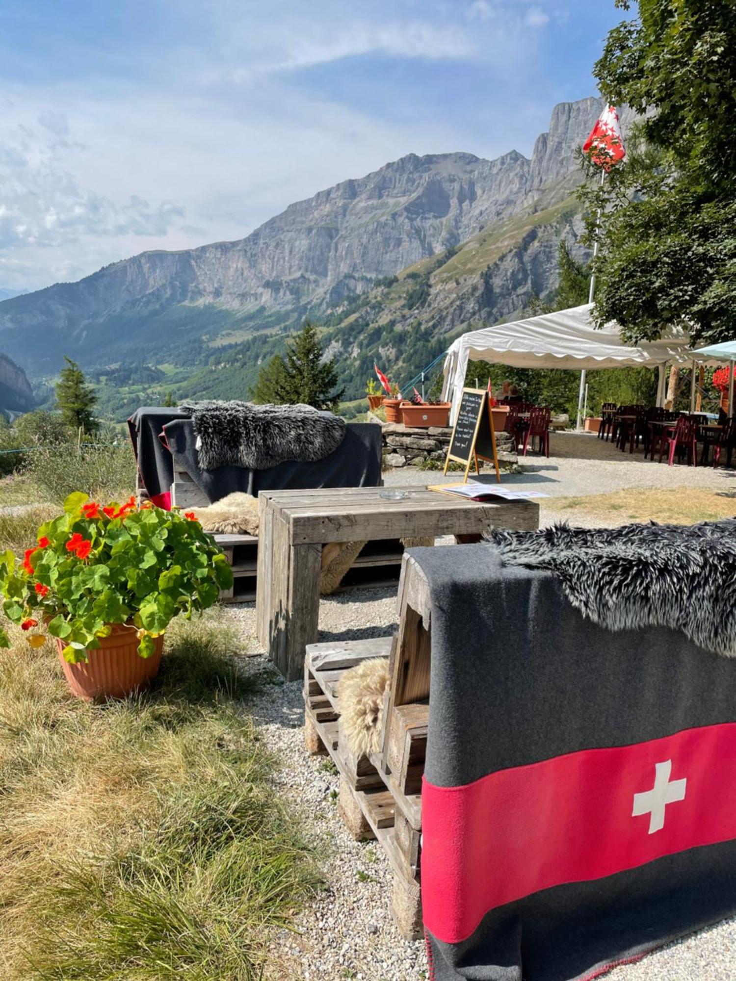 Ferienwohnung Gemmiblick Leukerbad Kültér fotó